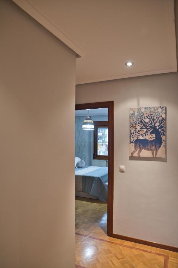 La Villa De Lore, Piso Completo Apto 6 Personas Con Garaje Avilés Exteriér fotografie